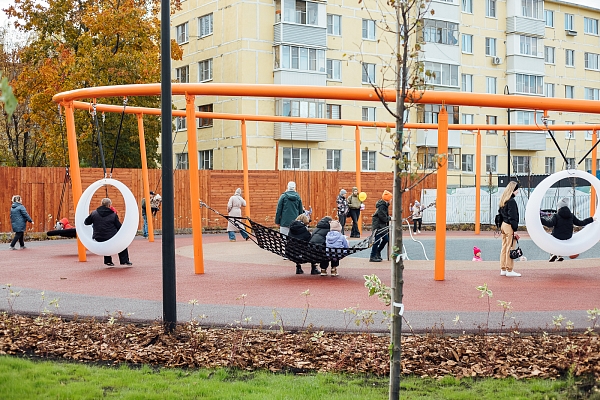 ГК «Каменный век» продолжает благоустройство Торгового городка в Рязани